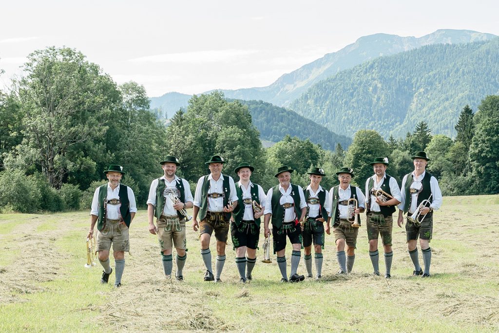Satzfoto im Rahmen des Vereinsgruppenfotos - Kleingruppe - Gruppenbuidl - Gruppenfoto