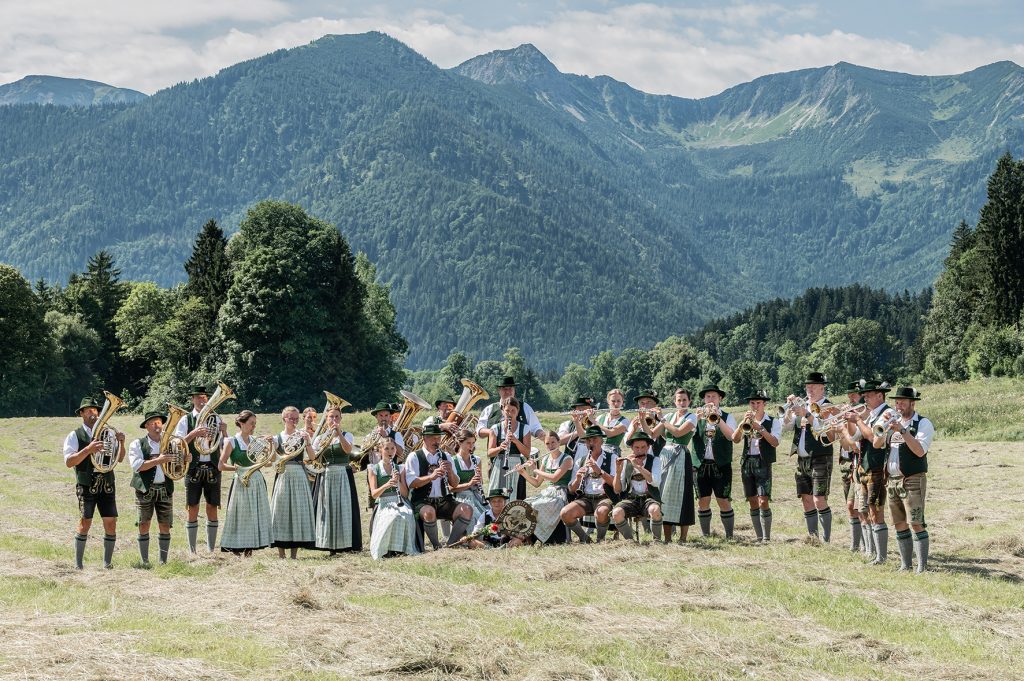 Satzfoto im Rahmen des Vereinsgruppenfotos - Kleingruppe - Gruppenbuidl - Gruppenfoto